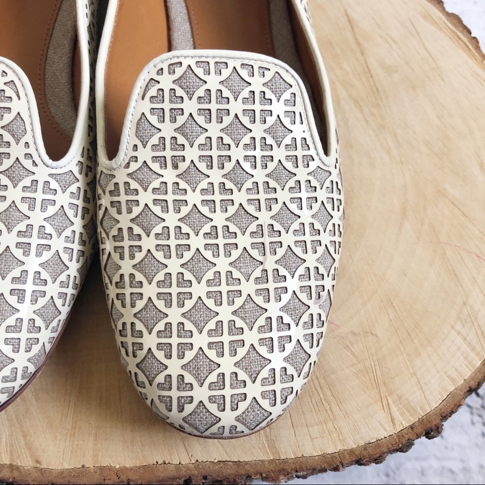 Tory Burch Laser Cut Off-White Smoking Flats 10M - Picture 3 of 7